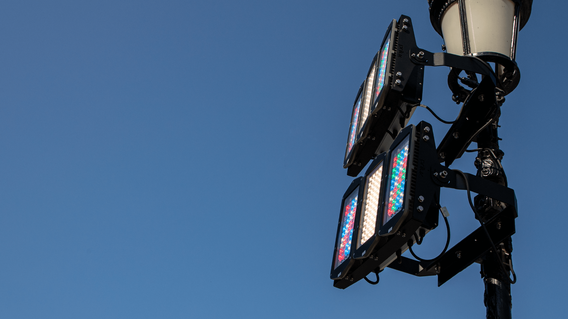 Ingenierías - Prilux