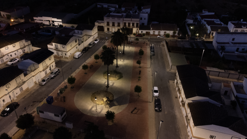 Prilux participa en la renovación del alumbrado público de Almensilla