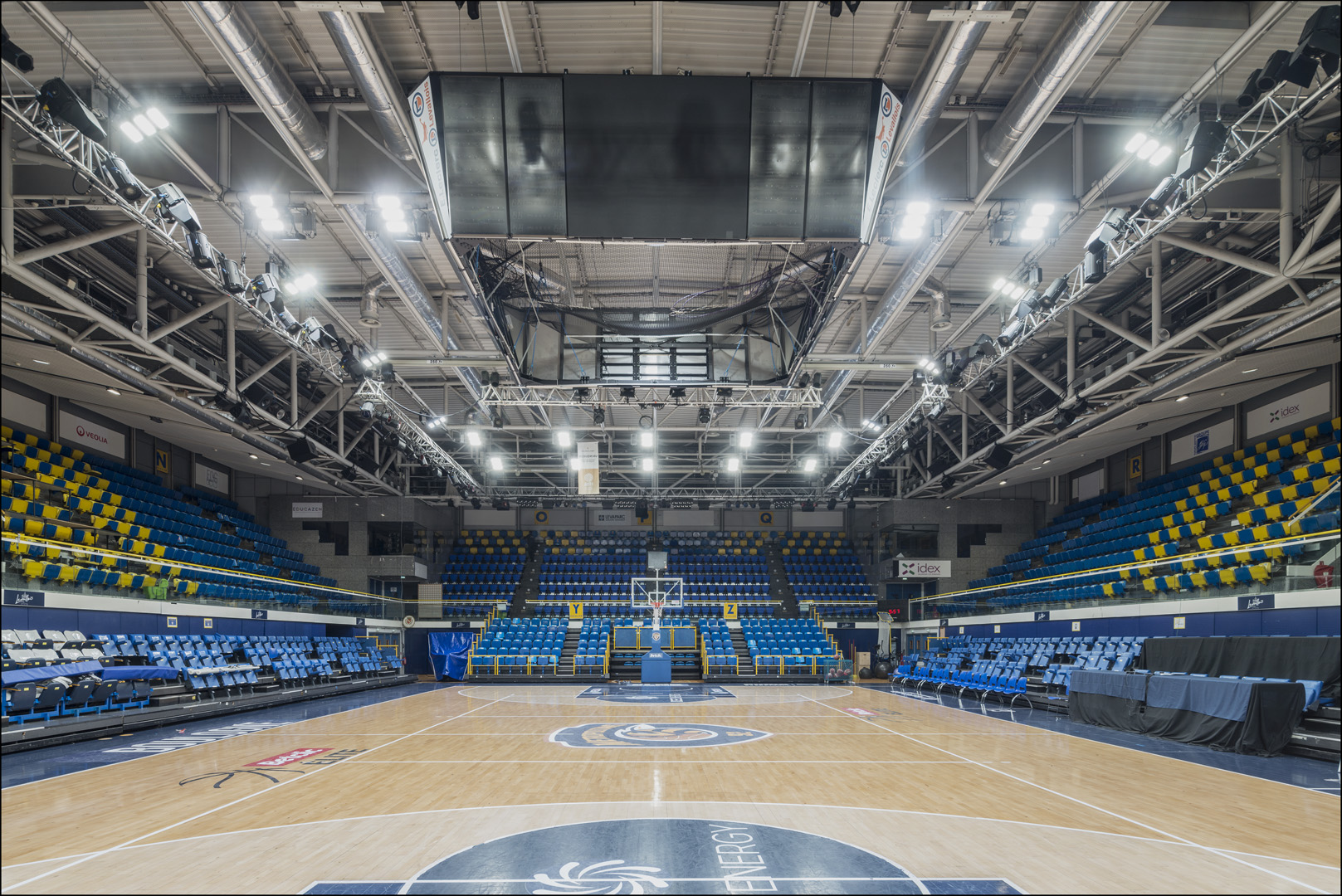 Prilux renouvelle l’éclairage du Palais des Sports Marcel Cerdán à Levallois