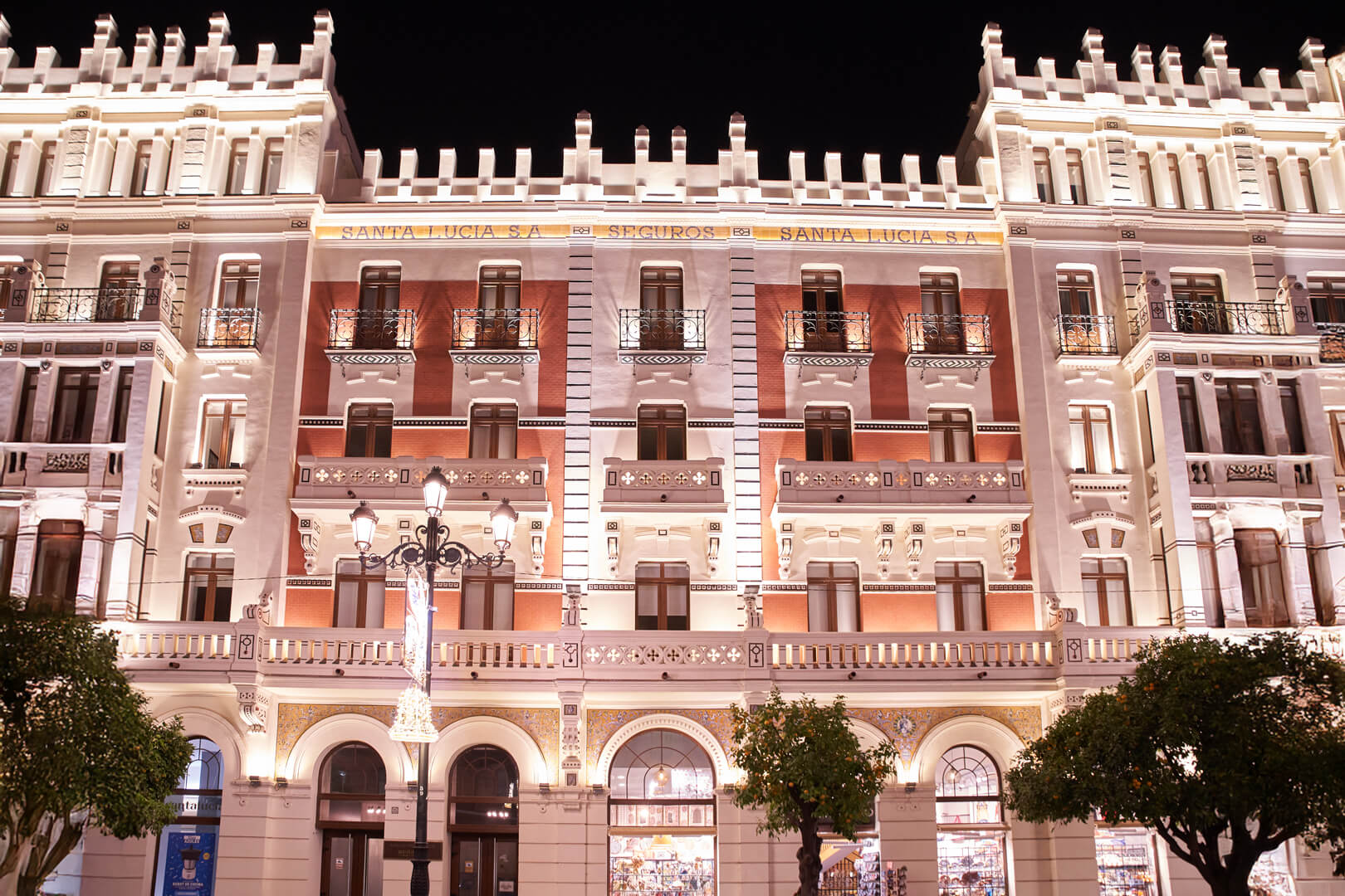 Architectural illumination of the Santa Lucía building – Seville