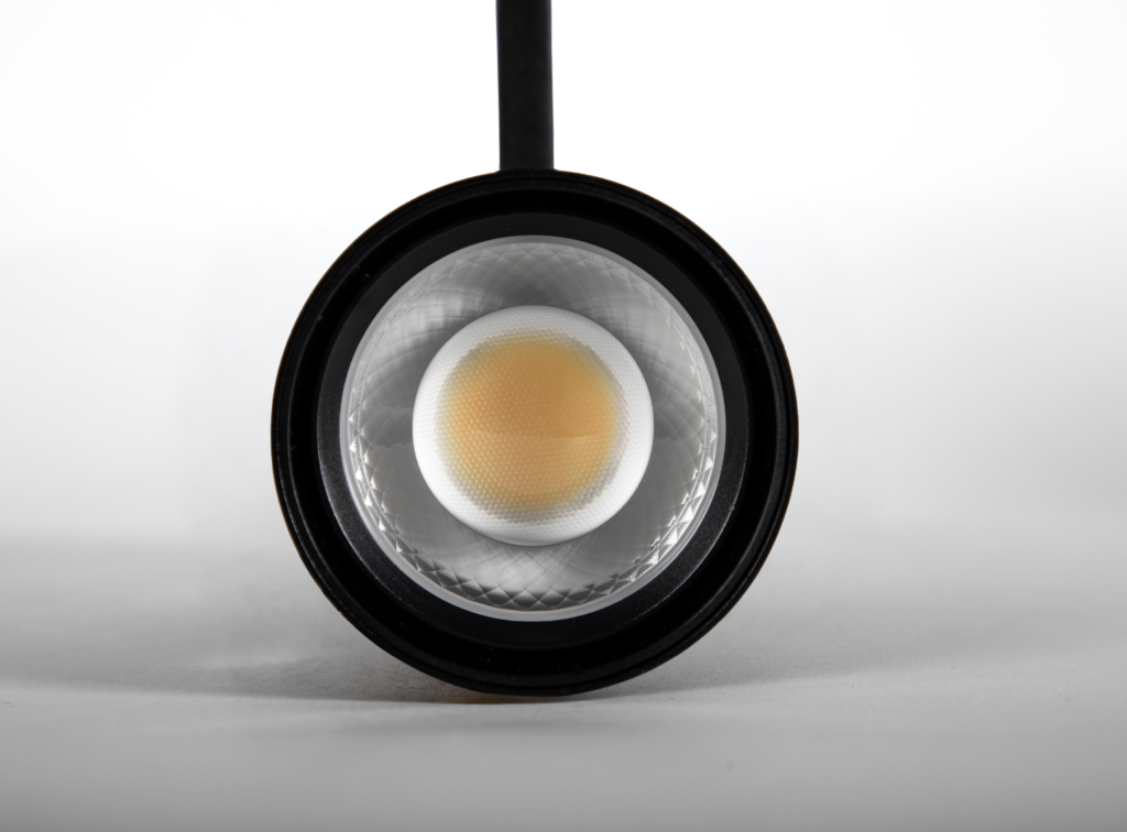 prilux-chio-tech-detalle-frontal