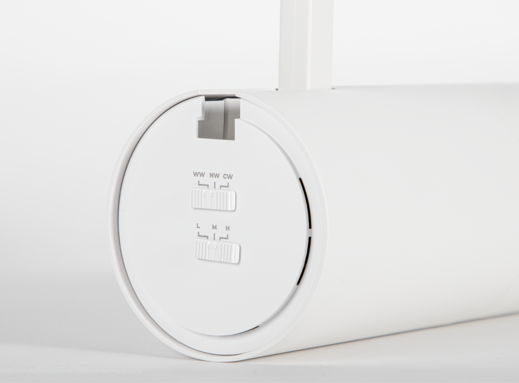 prilux-chio-tech-detalle-switch-blanco